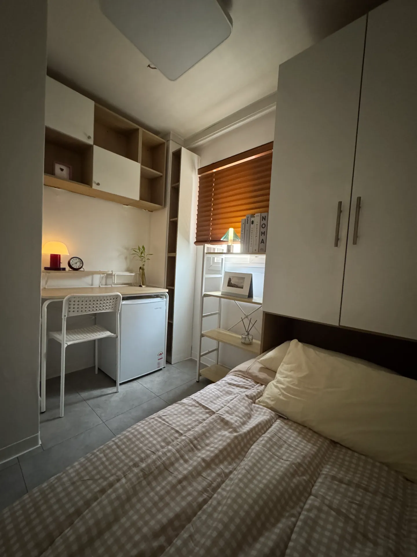 Gonggan Stay Near Myeongil station